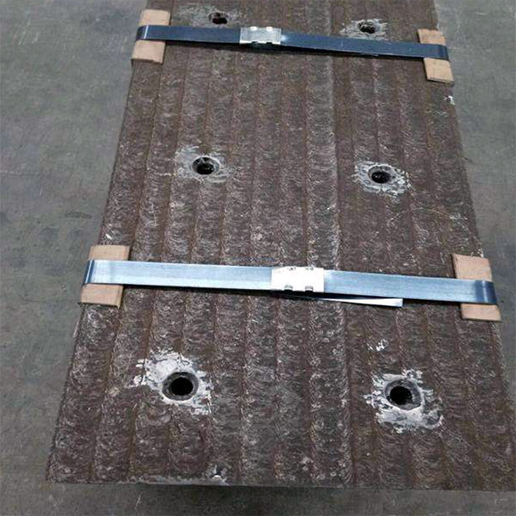 韶欣雙金屬耐磨鋼板：一種具有冶金結合和高耐磨性的復合材料(圖1)