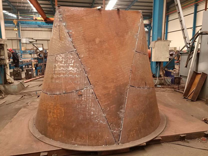 堆焊耐磨板和一般耐磨板有什么區別？(圖1)