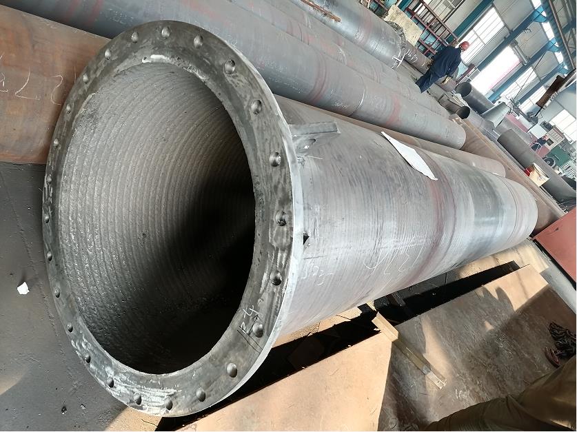 耐磨管道運行時需要注意什么?(圖1) 耐磨管道運行時需要注意什么?(圖1)